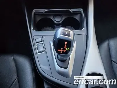 BMW 1-Series 2019, 67558 км, за 8645.9 USD - фото 18