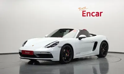 Porsche 718 · 2022 год