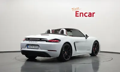 Porsche 718 2022, 28949 км, за 63752.33 USD