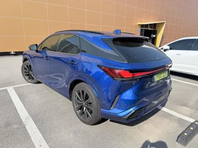 Lexus RX 2023, 28633 км, за 64986.22 USD
