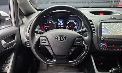 Kia K3 2017, 63263 км, за 6498.62 USD - фото 13