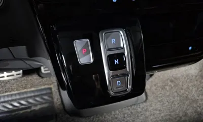 Hyundai Staria 2022, 220797 км, за 19209.47 USD - фото 9