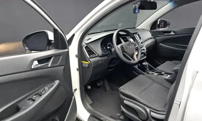 Hyundai Tucson 2017, 118852 км, за 4982.28 USD - фото 10