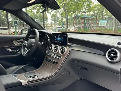 Mercedes-Benz GLC 2023, 101000 км, за 24753.55 USD - фото 7