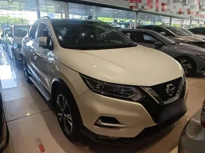 Nissan Qashqai 2021, 42400 км, за 10476.05 USD