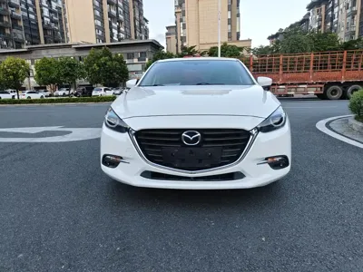 Mazda 3 Axela 2017, 63700 км, за 6268.27 USD