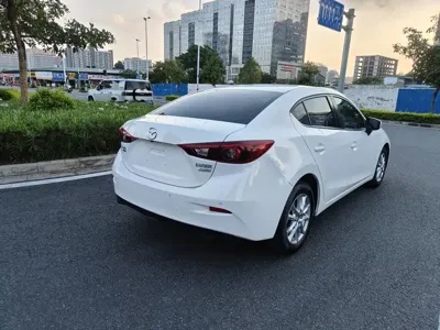 Mazda 3 Axela 2017, 63700 км, за 6268.27 USD