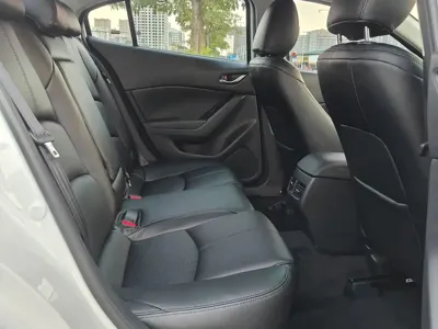 Mazda 3 Axela 2017, 63700 км, за 6268.27 USD - фото 9