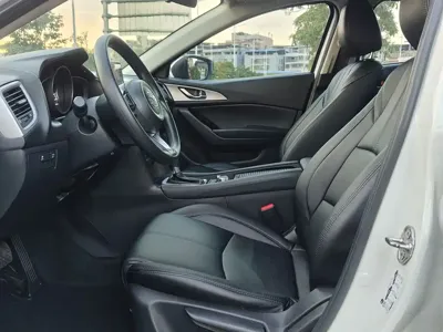 Mazda 3 Axela 2017, 63700 км, за 6268.27 USD - фото 15