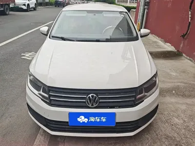 Volkswagen Santana 2018, 41600 км, за 3648.15 USD