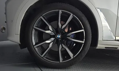 BMW X7 2021, 104893 км, за 42709.47 USD