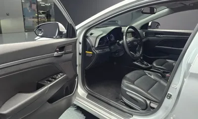 Hyundai Avante 2019, 62281 км, за 7683.79 USD - фото 10