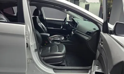 Hyundai Avante 2019, 62281 км, за 7683.79 USD - фото 11