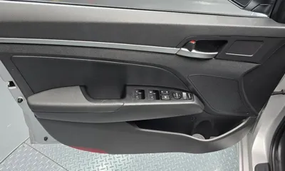 Hyundai Avante 2019, 62281 км, за 7683.79 USD - фото 24