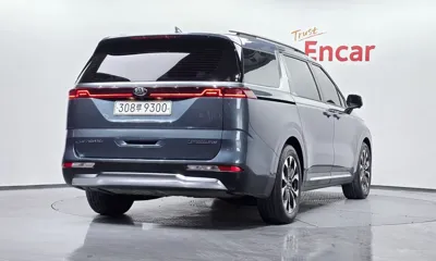 Kia Canival 2021, 54463 км, за 18046.02 USD