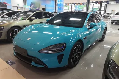 Xiaomi Auto SU7 · 2024 год