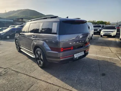 Hyundai Santafe 2024, 23635 км, за 24690.57 USD