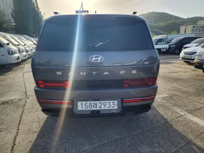 Hyundai Santafe 2024, 23635 км, за 24690.57 USD