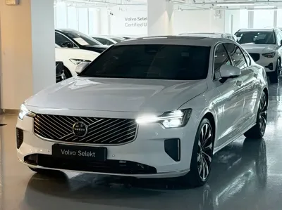 Volvo S90 · 2026 год