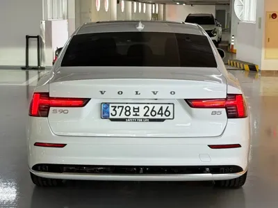 Volvo S90 2026, 630 км, за 38418.95 USD