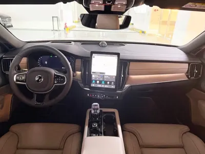 Volvo S90 2026, 630 км, за 38418.95 USD - фото 7