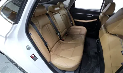 Hyundai Sonata 2022, 60206 км, за 14325.71 USD - фото 11