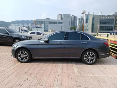Mercedes-Benz C-Class 2015, 152000 км, за 7403.5 USD