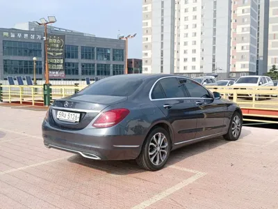 Mercedes-Benz C-Class 2015, 152000 км, за 7403.5 USD