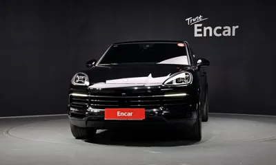 Porsche Cayenne 2023, 51989 км, за 64986.22 USD
