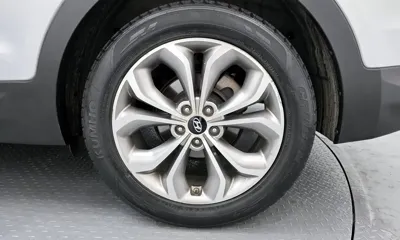 Hyundai Santafe 2015, 162742 км, за 6078.62 USD