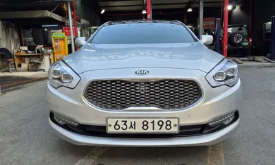 Kia K9 · 2015 год