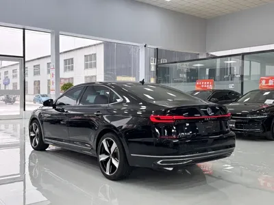 Volkswagen Passat 2022, 66000 км, за 16891.96 USD - фото 7