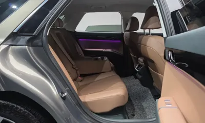 Hyundai Grandeur 2025, 27698 км, за 23624.79 USD - фото 12