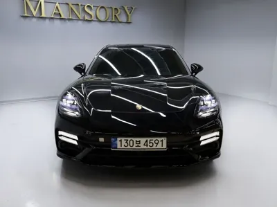 Porsche Panamera · 2022 год