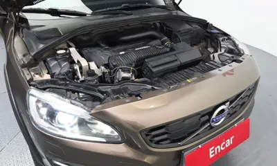 Volvo V60 2016, 123905 км, за 6440.29 USD - фото 6