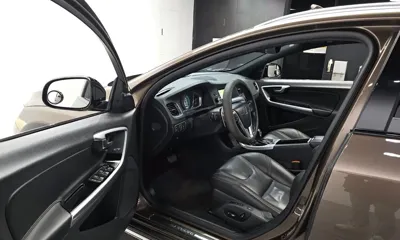 Volvo V60 2016, 123905 км, за 6440.29 USD - фото 10