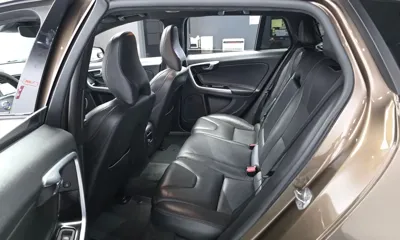 Volvo V60 2016, 123905 км, за 6440.29 USD - фото 11