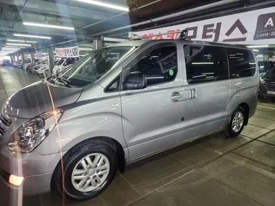 Hyundai Starex 2018, 123493 км, за 7609.27 USD
