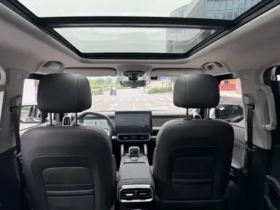 Jetour Traveller 2023, 19000 км, за 15243.97 USD