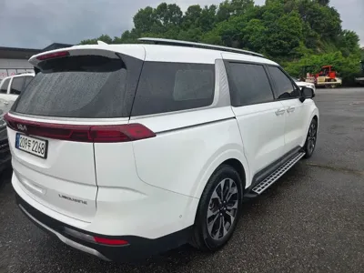 Kia Canival 2023, 110717 км, за 21031.54 USD