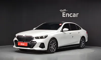 BMW 5-Series · 2026 год