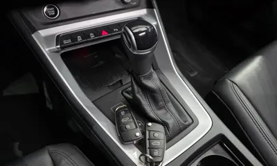 Audi Q3 2023, 55309 км, за 34724.96 USD - фото 9