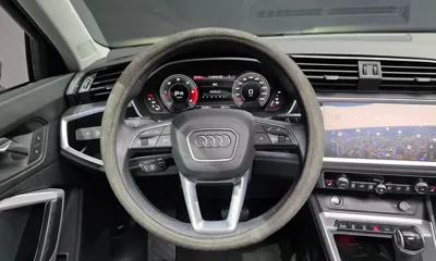 Audi Q3 2023, 55309 км, за 34724.96 USD - фото 13