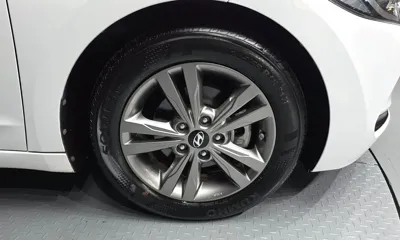 Hyundai Avante 2016, 13065 км, за 8089.05 USD
