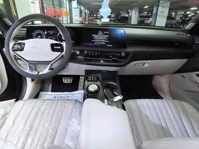 Kia K8 · 2023 год