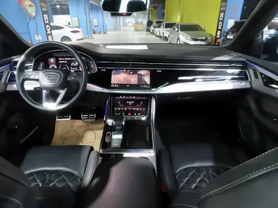 Audi Q8 2023, 55177 км, за 47064.92 USD - фото 7
