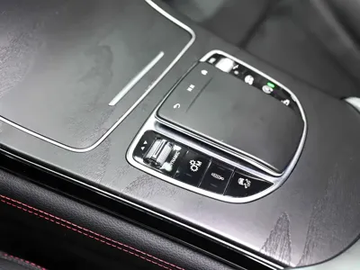 Mercedes-Benz GLC Coupe AMG 2020, 55000 км, за 35067.52 USD - фото 17
