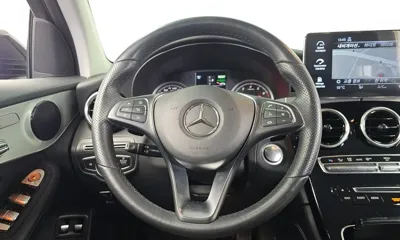 Mercedes-Benz GLC-Class 2019, 44954 км, за 18045.61 USD - фото 13