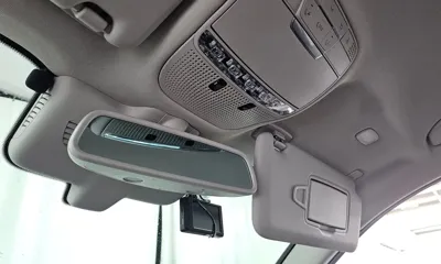 Mercedes-Benz GLC-Class 2019, 44954 км, за 18045.61 USD - фото 17