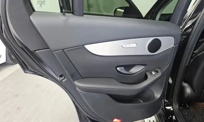Mercedes-Benz GLC-Class 2019, 44954 км, за 18045.61 USD - фото 25